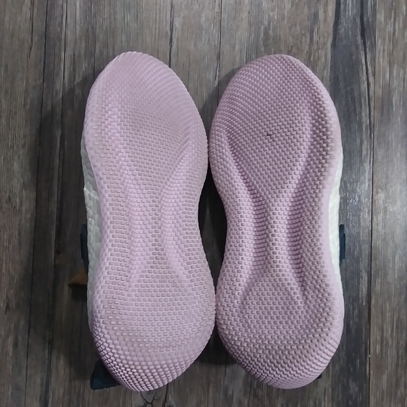 Adidas Harden Volume 2 - Picture 7 of 9